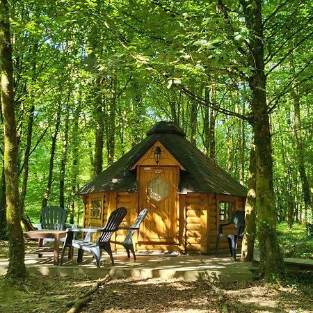 Le Domaine Insolite De Broceliande Paimpont Bagian luar foto