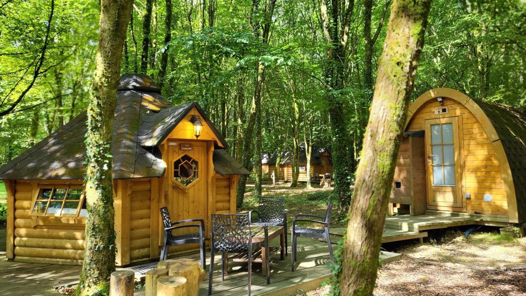 Le Domaine Insolite De Broceliande Paimpont Bagian luar foto