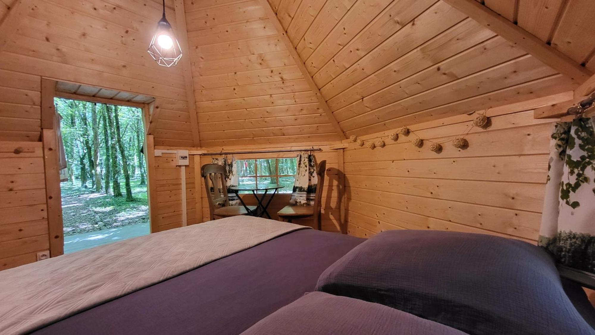 Le Domaine Insolite De Broceliande Paimpont Bagian luar foto