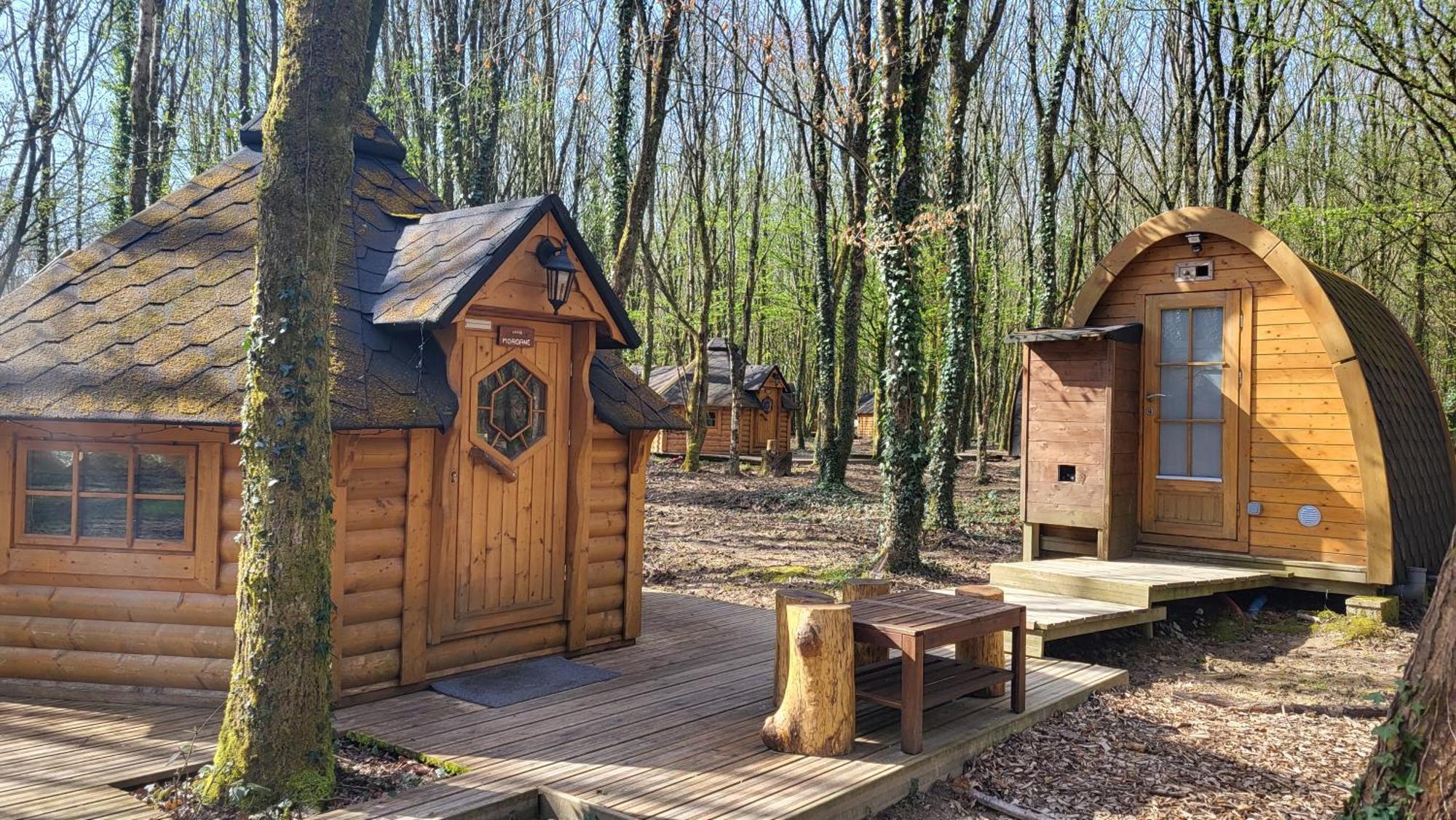 Le Domaine Insolite De Broceliande Paimpont Bagian luar foto