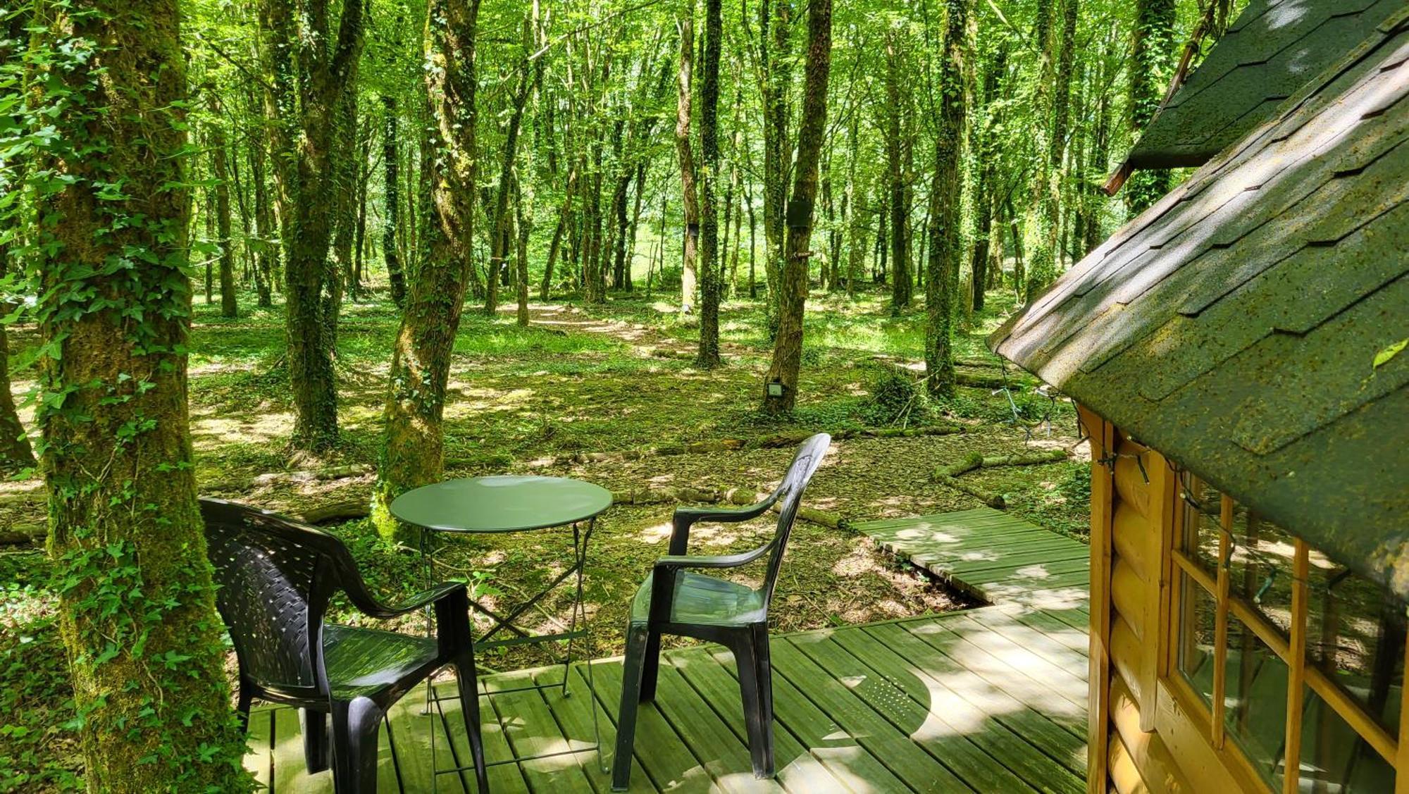 Le Domaine Insolite De Broceliande Paimpont Bagian luar foto