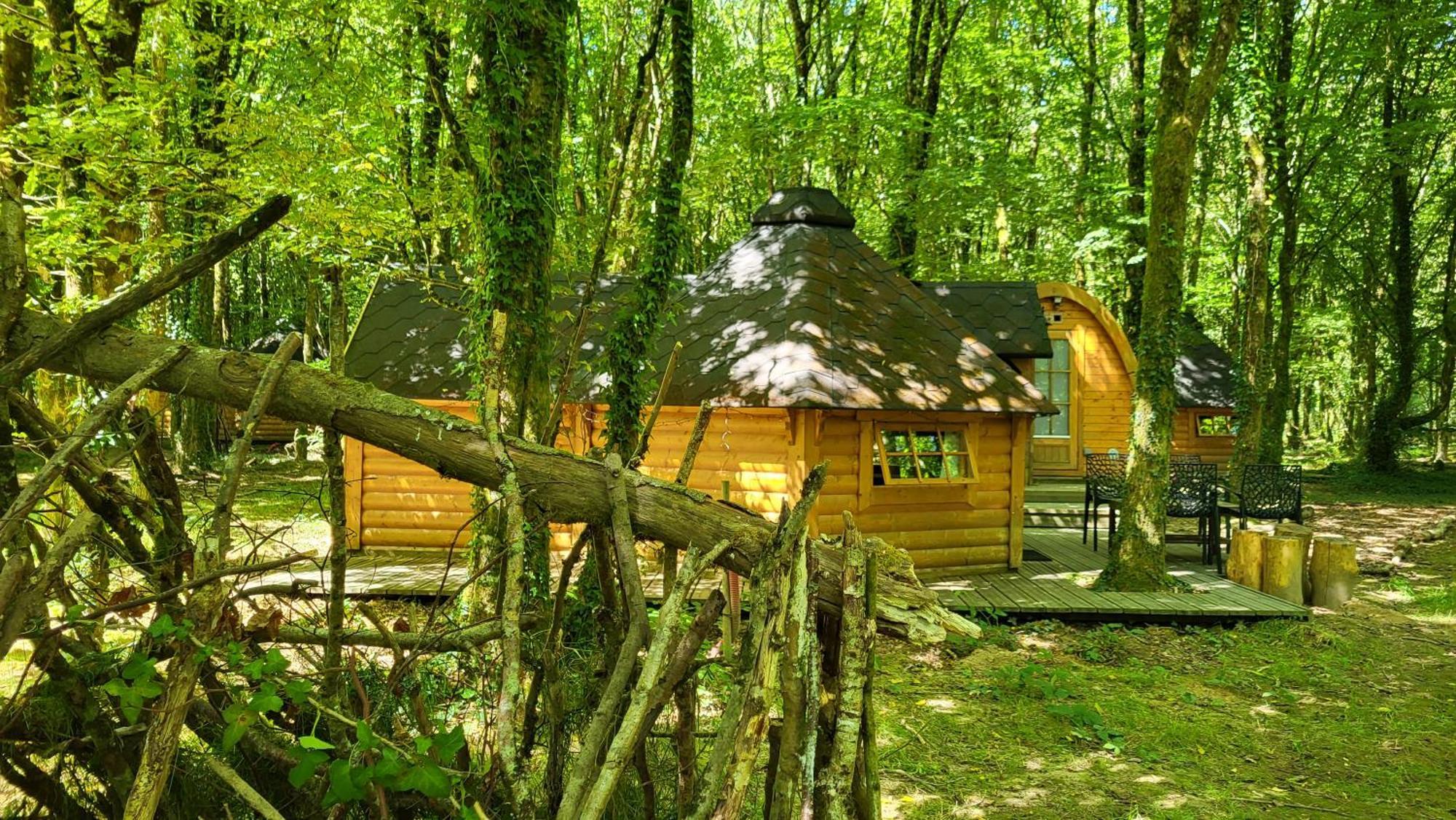Le Domaine Insolite De Broceliande Paimpont Bagian luar foto