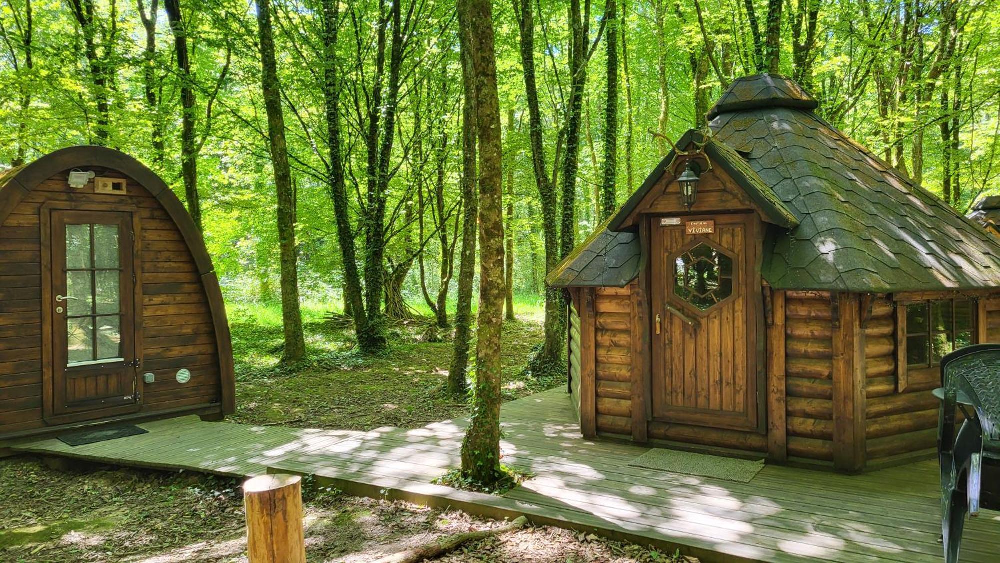 Le Domaine Insolite De Broceliande Paimpont Bagian luar foto